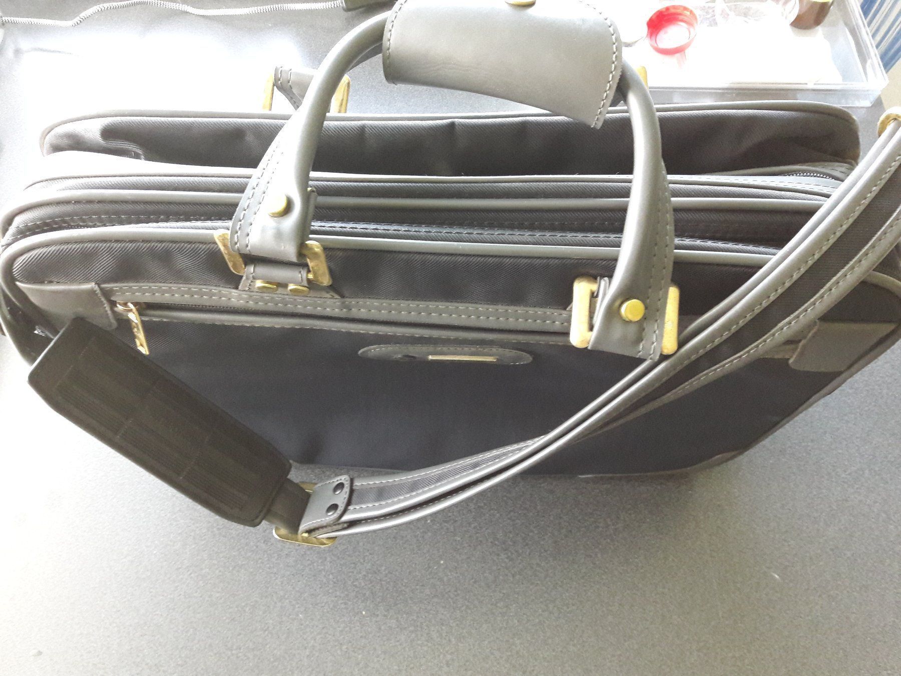 Samsonite Koffer & Taschen: SAMSONITE Dokumenten und Notebook-Tasche Pro Deluxe – Neu (gemäss Beschreibung) aus Zollikerberg von Kaugo 8
