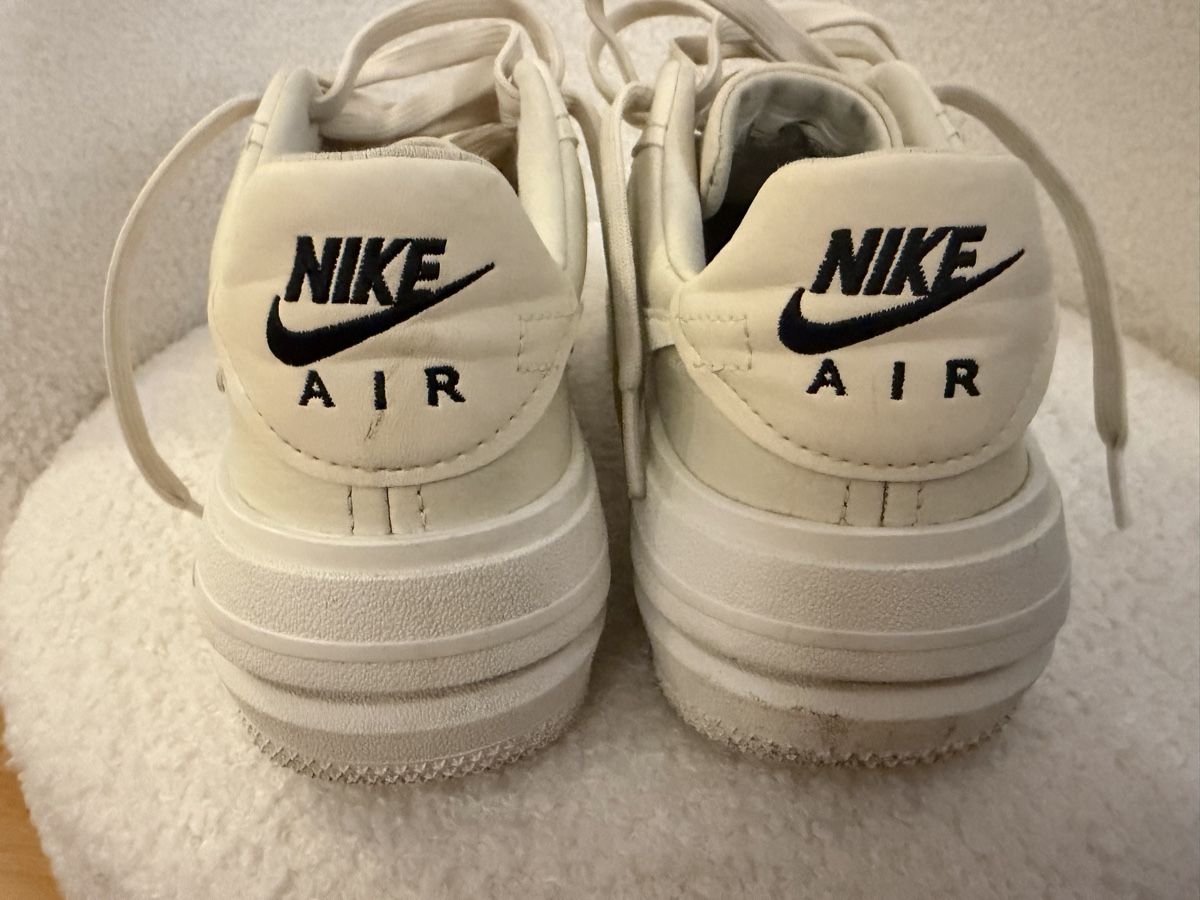 Nike Scarpe da donna: Nike Air Force 1 gr 36 – Usato da St.Gallen venduto da bubo2008 2