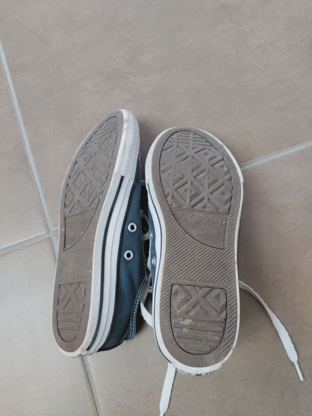 Converse Scarpe per ragazzi: Converse Kindersneaker 33,5 – Usato da Port venduto da 243rina 1
