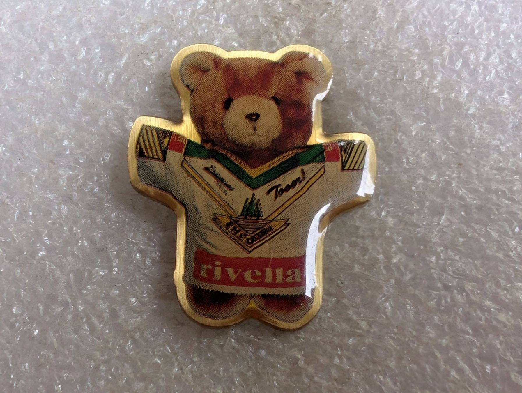 Plaketten & Abzeichen: Ansteckpin 176: Teddybär EHC Olten – Gebraucht aus Oppligen von Pin-Fall-Shop