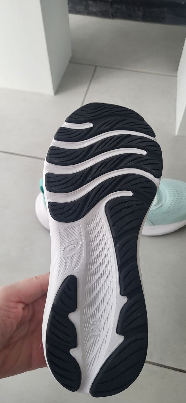 Asics Scarpe da donna: Asics AmpliFoam + – Nuovo (secondo la descrizione) da Thierachern venduto da Anastasia123 3