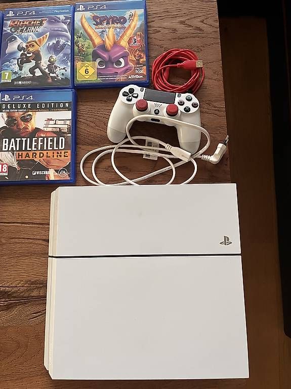Sony Konsolen: Playstation 4 – Gebraucht aus Rothrist von SR1989 4