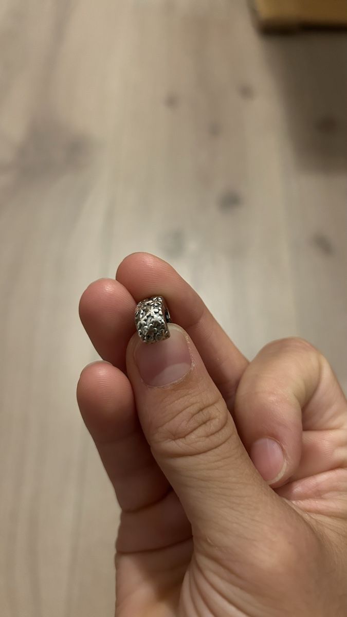 Pandora Anhänger: Pandora 925 Silber Charm Stopper Blumenmuster – Gebraucht aus Biel/Bienne von van_6qsl 1