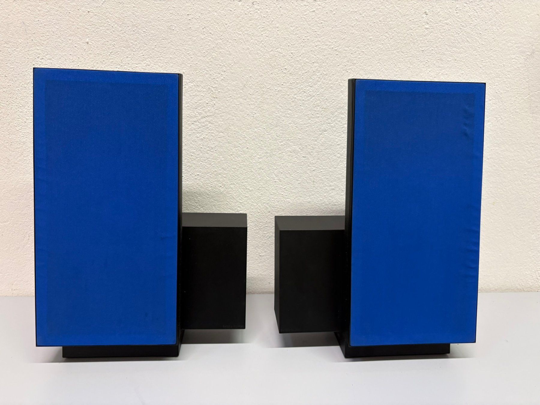 Bang & Olufsen Casse acustiche: BeoLab 2500 Blau – Usato da Hochdorf venduto da av-electronics