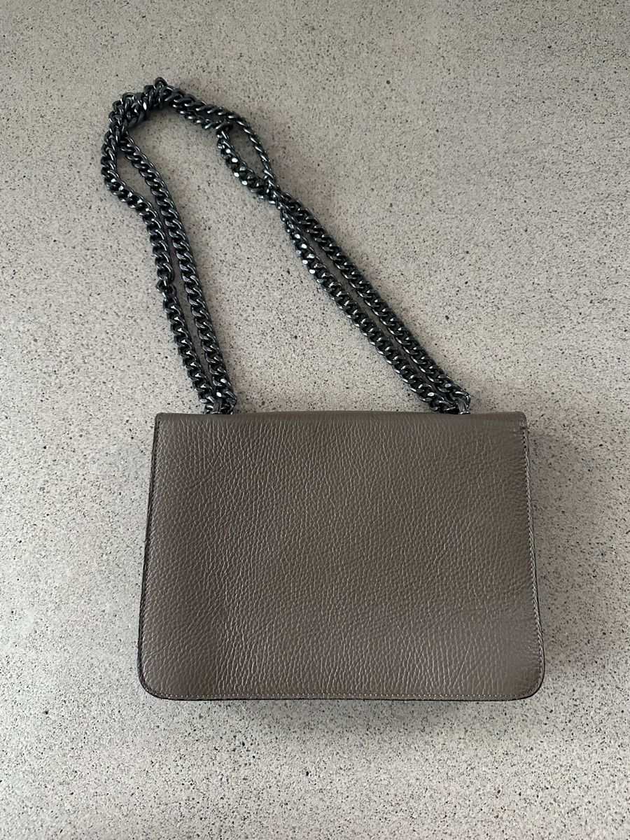Borse da donna: Edle Tasche mit Schnalle – Usato da Schlieren venduto da cor_jgb7 1