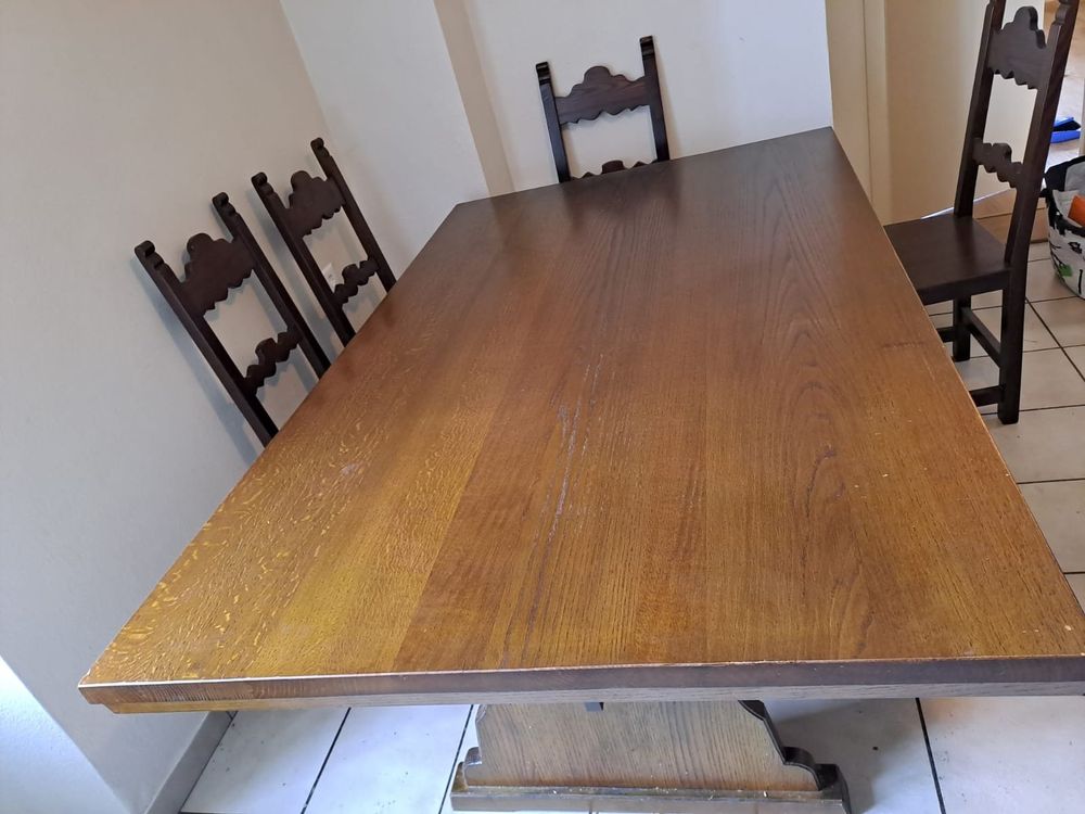 Table en bois massif (D'occasion) à Cornol pour CHF 200 – retrait ...