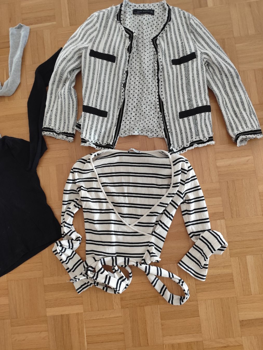 Lotti di vestiti: Damen Set Grösse XS/34 – Usato da Münchenstein venduto da Bobba.L 1