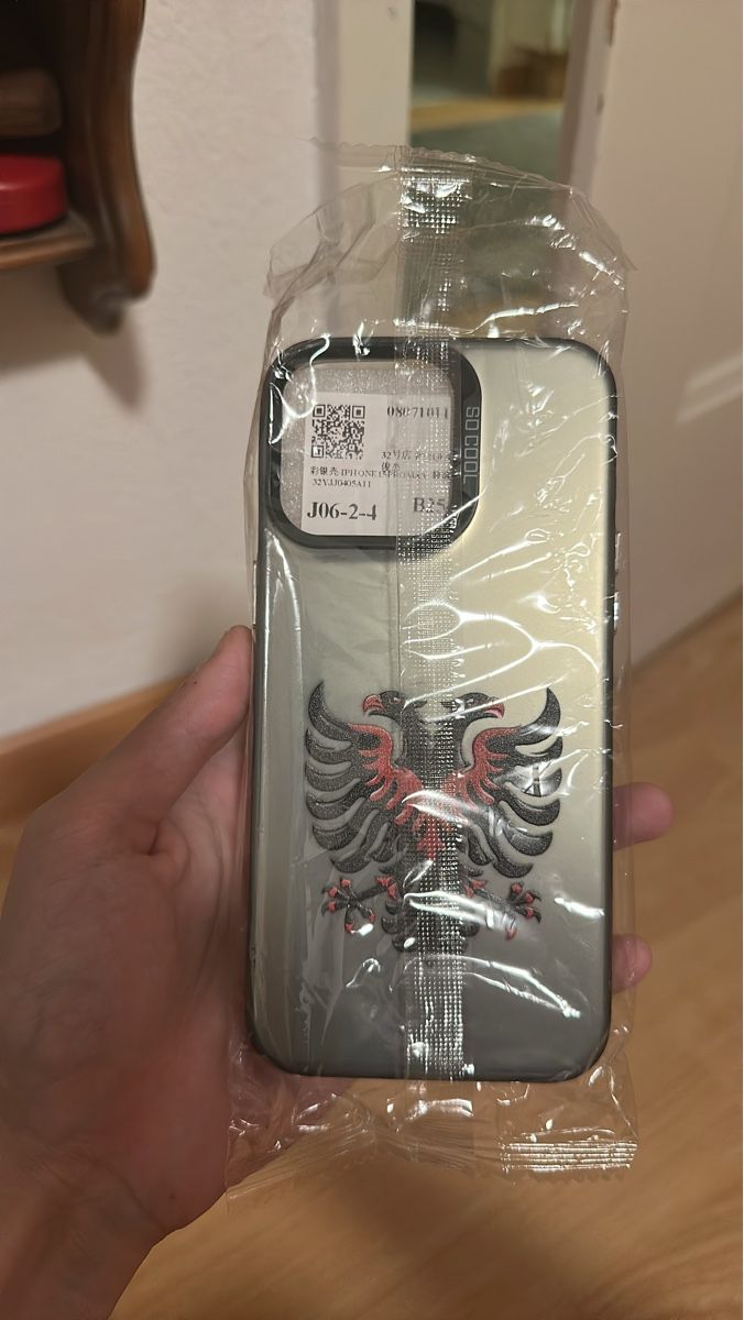 Cover & Protezioni schermo: iPhone 15 Pro max Hülle neu – Nuovo e nell'imballaggio originale da Dietikon venduto da sal_zdn5