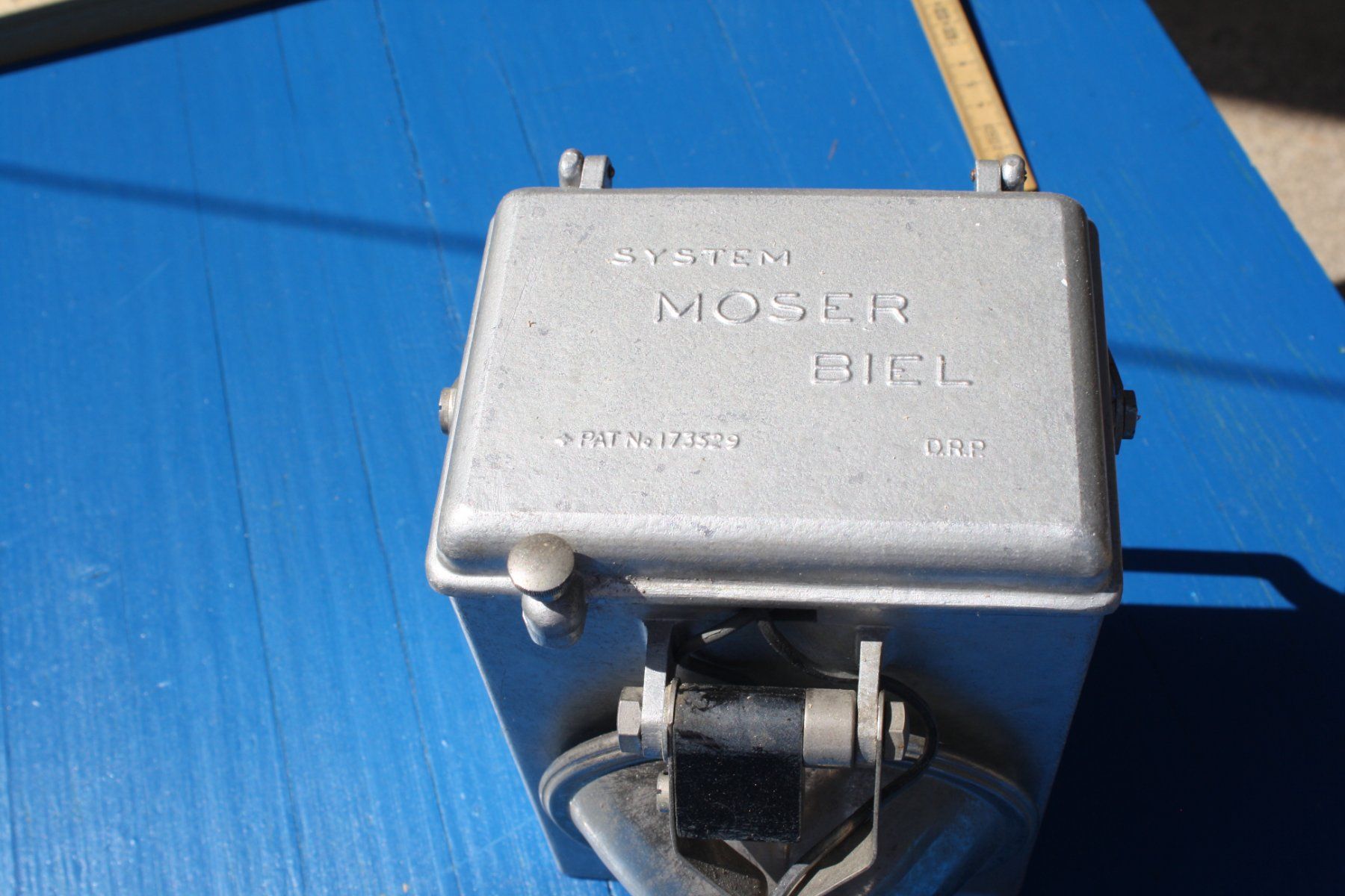 Lampade: ALTE MOSER BIEL LAMPE – Usato da Wauwil venduto da Pneuedy 4