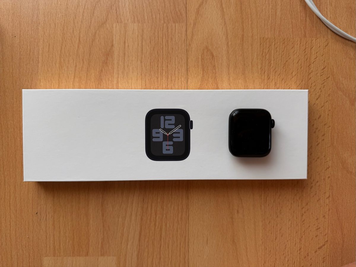Apple Smartwatch: Apple Watch SE (2024) – Usato da Rebstein venduto da lea_lh95 1