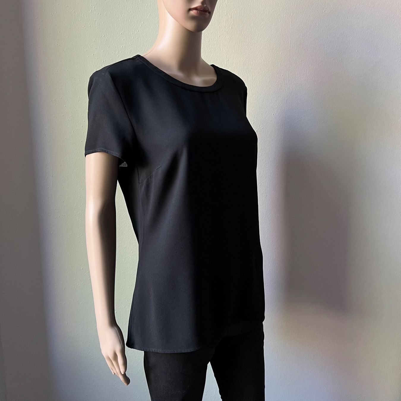 T-shirt: LAWRENCE GREY Shirt 🖤 – Usato da Zürich venduto da ClosetQueen 2