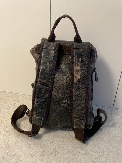 Zaini: Vintage Leder Rucksack – Usato da Hagendorn venduto da Pezzli 1