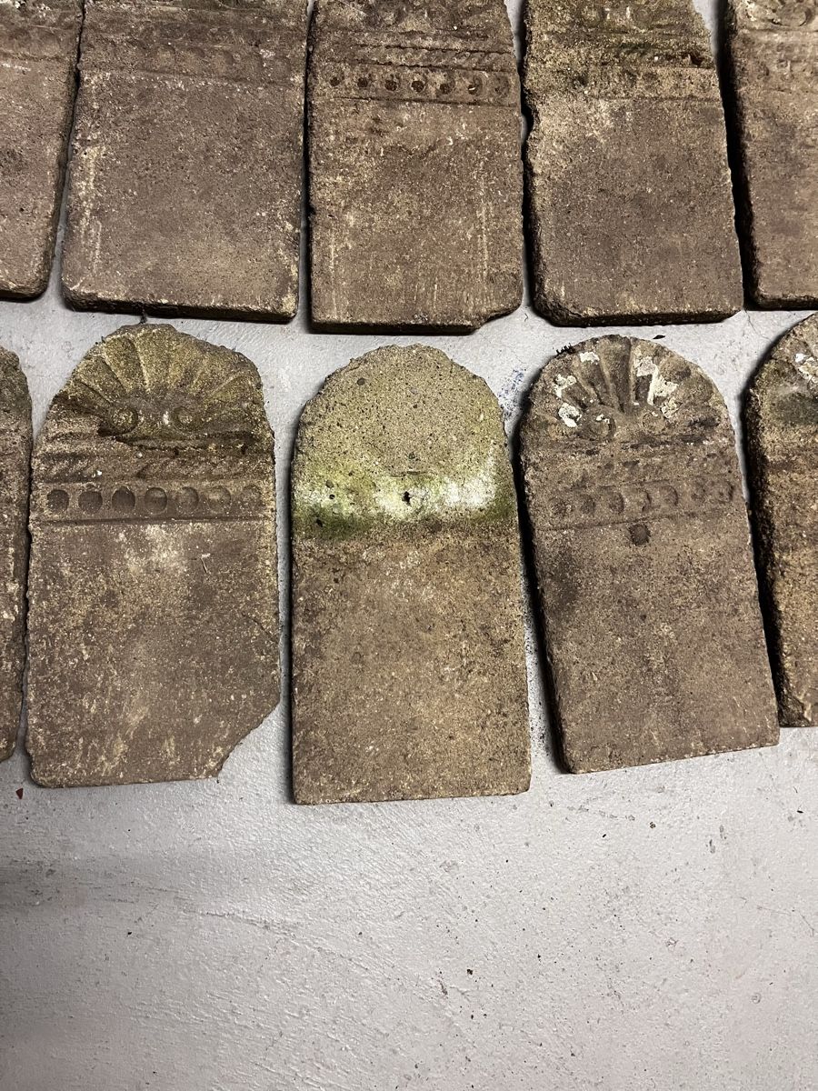 Rivestimenti per pavimenti: 16 Stk. antike Rasenrandplatten – Usato da Sirnach venduto da Gozogo 5