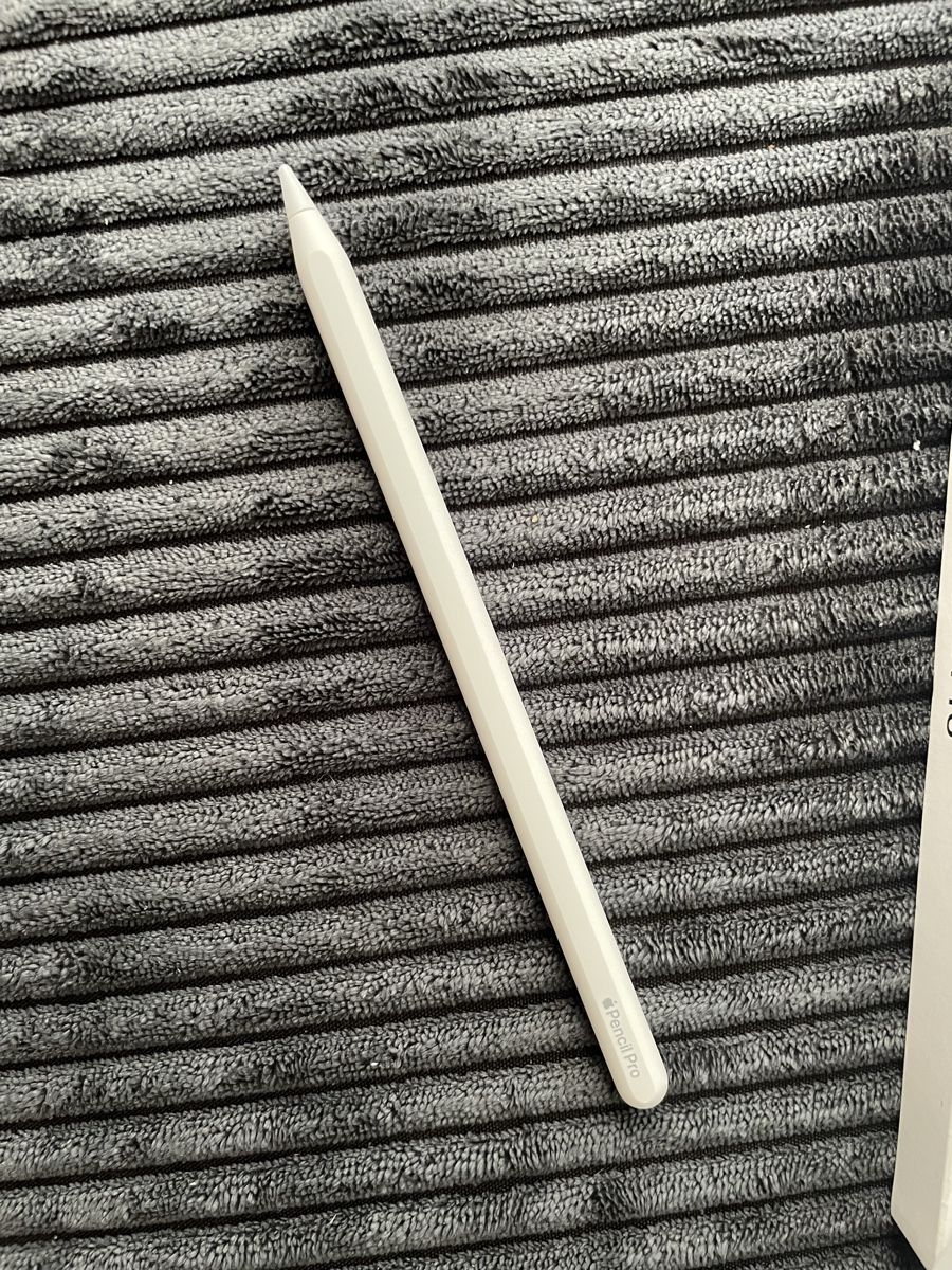 Apple Stylos & Marker: Apple Pen Pro – Neuf avec emballage d'origine à Ostermundigen par loenuuu 3
