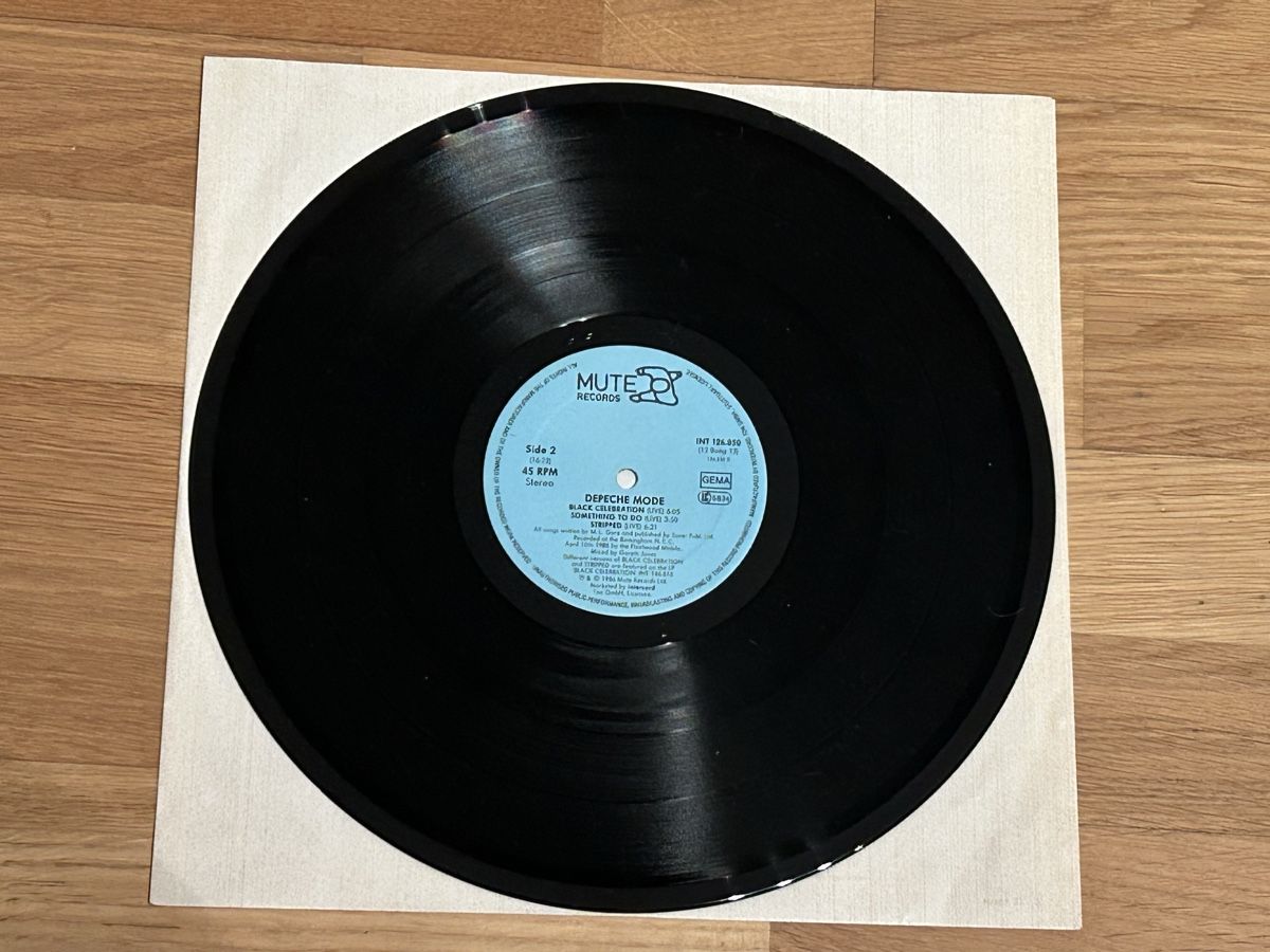 Dischi in vinile: Depeche Mode. 1987. Maxi. Question of Time – Usato da Faulensee venduto da Mizuno06 3