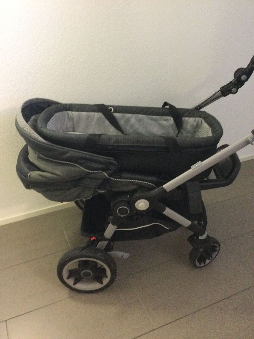 Teutonia Kinderwagen: Kinderwagen – Gebraucht aus Adliswil von Boir
