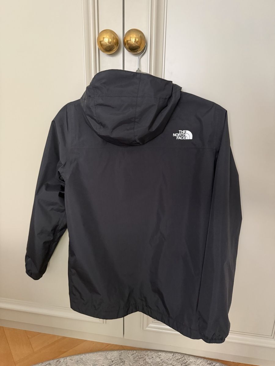 North Face Lotti di vestiti: The North Face Jacket - Black - gr 12 y- Excellent Condition – Usato da Zürich venduto da kas_g26m 2