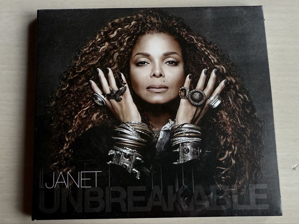 CD: Janet Jackson - Unbreakable CD – Usato da Oberried Brienz venduto da Chyara