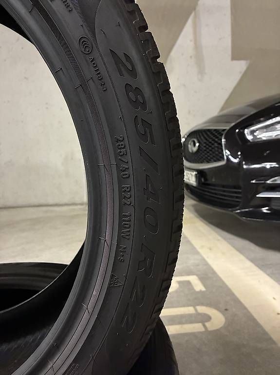 Autres écriture & dessin: Winterreifen Pirelli 285 40 22 – D'occasion à Neuenhof par Gt5.Performance_