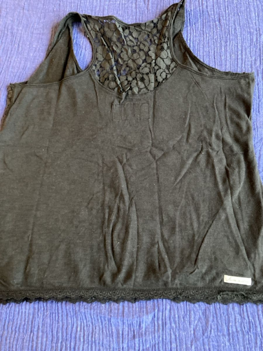 T-shirt: T-Shirt – Usato da grüningen venduto da Luchs07 2