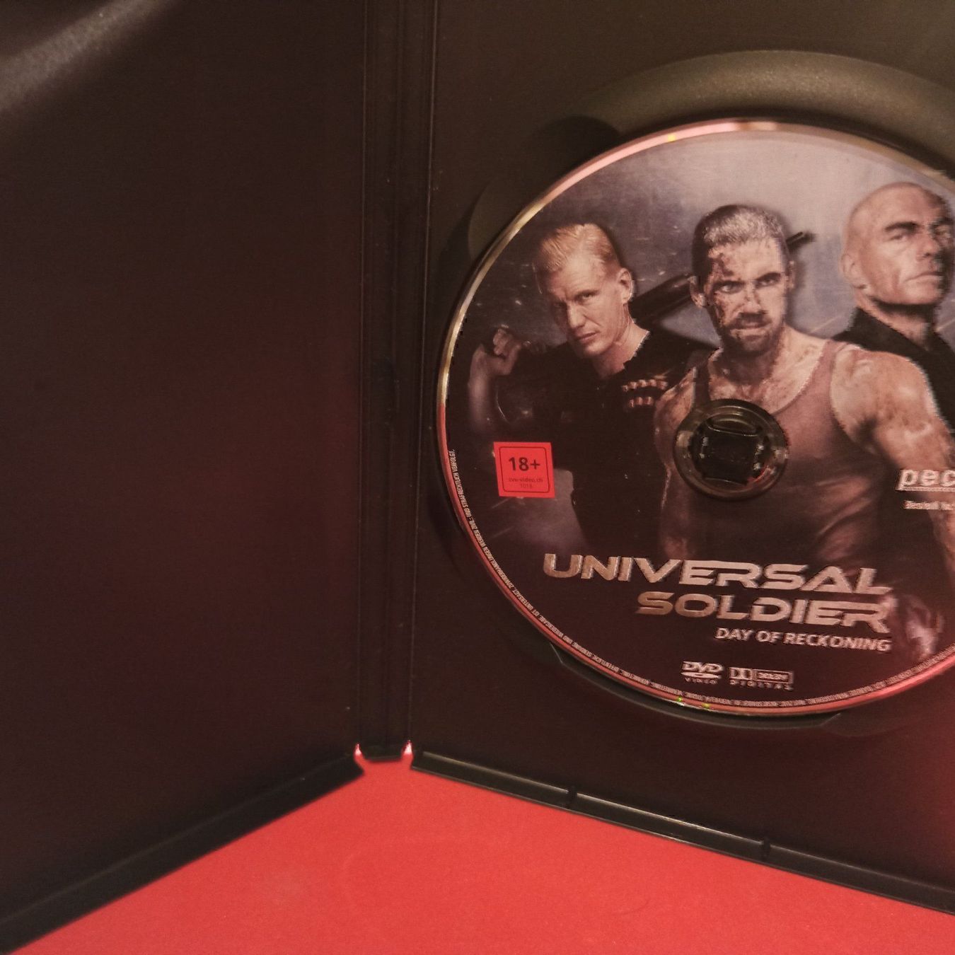 Tutti i DVDs: Universal Soldier - UNCUT – Usato da Dübendorf venduto da kb86_MOVIE 3