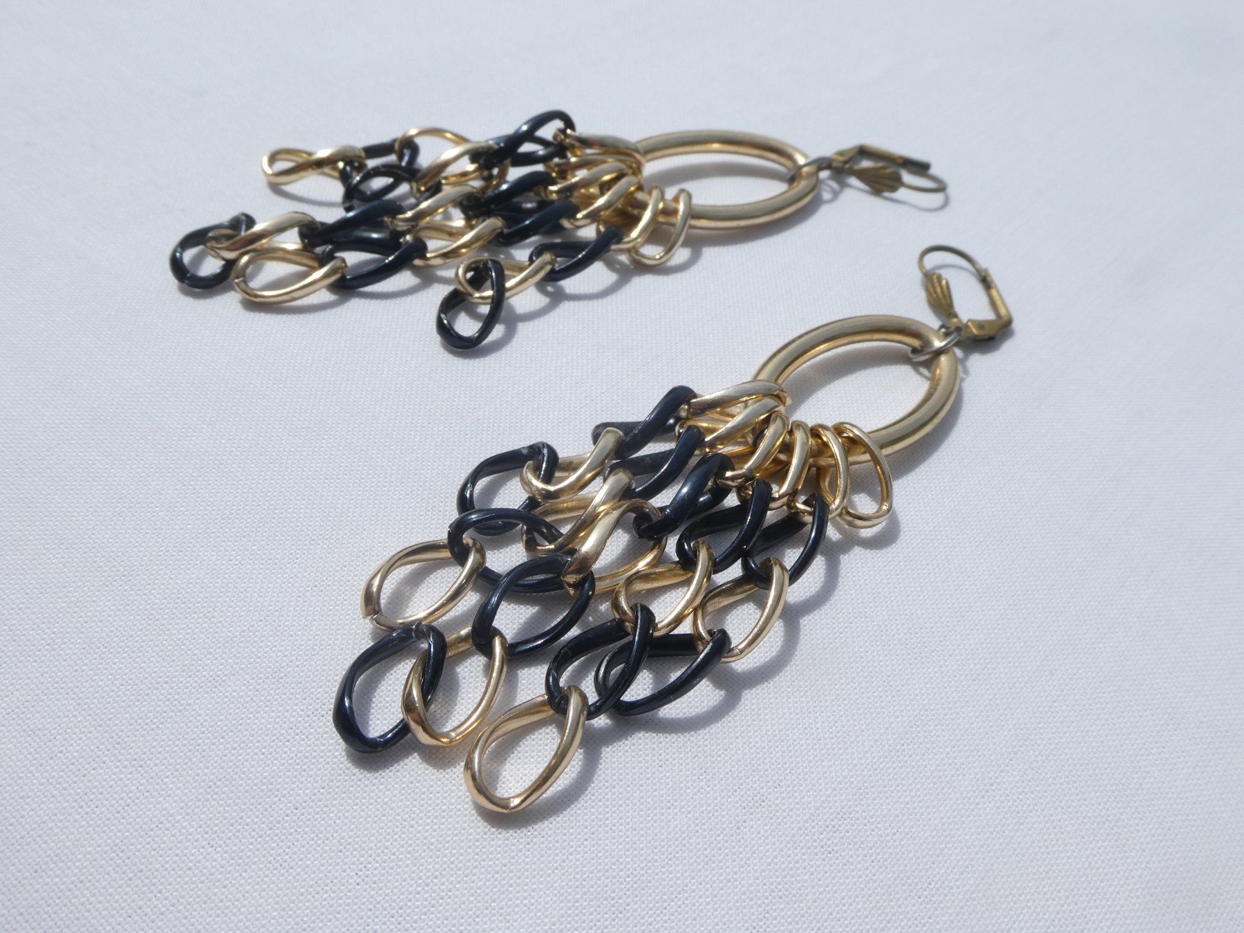 Orecchini pendenti & Orecchini a lobo: Grosse Ohrstecker, Klappverschluss / Modeschmuck – Nuovo (secondo la descrizione) da Gattikon venduto da kaandooh 1