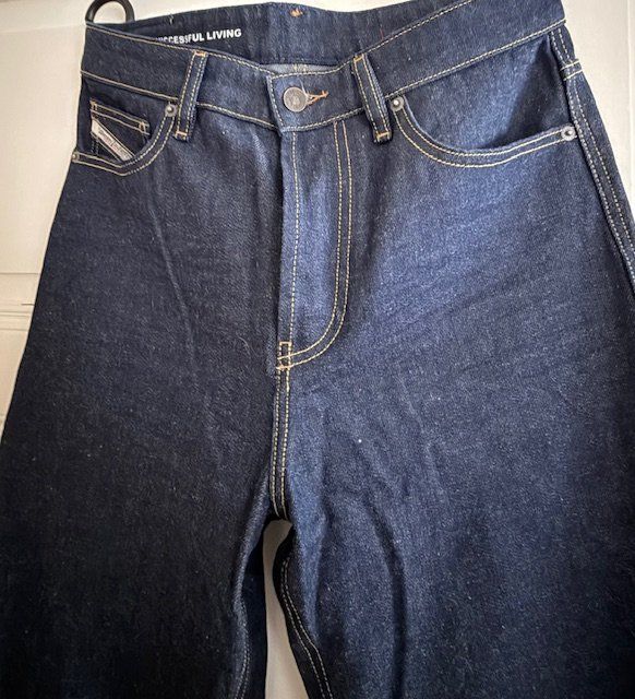 Diesel Jeans: DIESEL Jeans – Nuovo (secondo la descrizione) da Luzern venduto da 127064 1