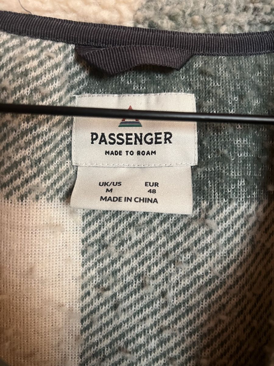 Pullover & Sweatshirts: Passenger Fleece Jacket - Gr M – Gebraucht aus Altstätten SG von Melval22 2