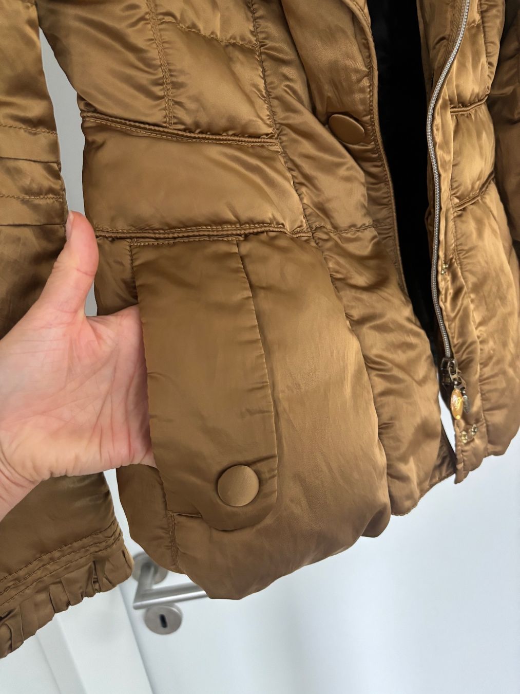 Giacche: Wunderschöne Geospirit Luxury Collection Daunenjacke Gr.S – Usato da Dielsdorf venduto da ncgarasi 5