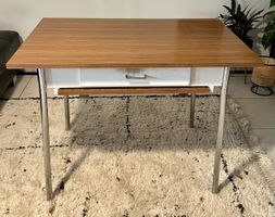Mid Century Küchentisch mit Schublade, Vintage-Design!