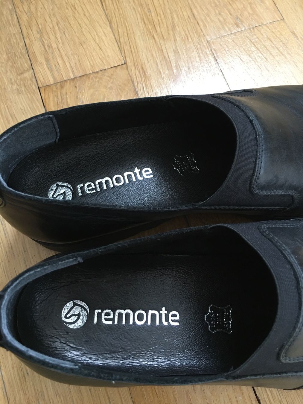 Scarpe da donna: Schuhe Halbschuhe Remonte Gr. 38 – Usato da Grenchen venduto da Tirana 2