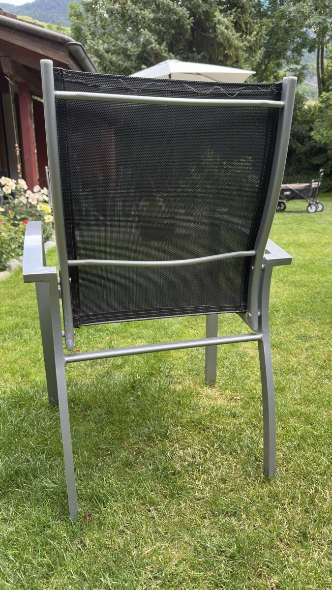 Tavoli: Denova Gartentisch mit massiver Platte 130 cm – Usato da Trimmis venduto da lorenzcamenisch 1