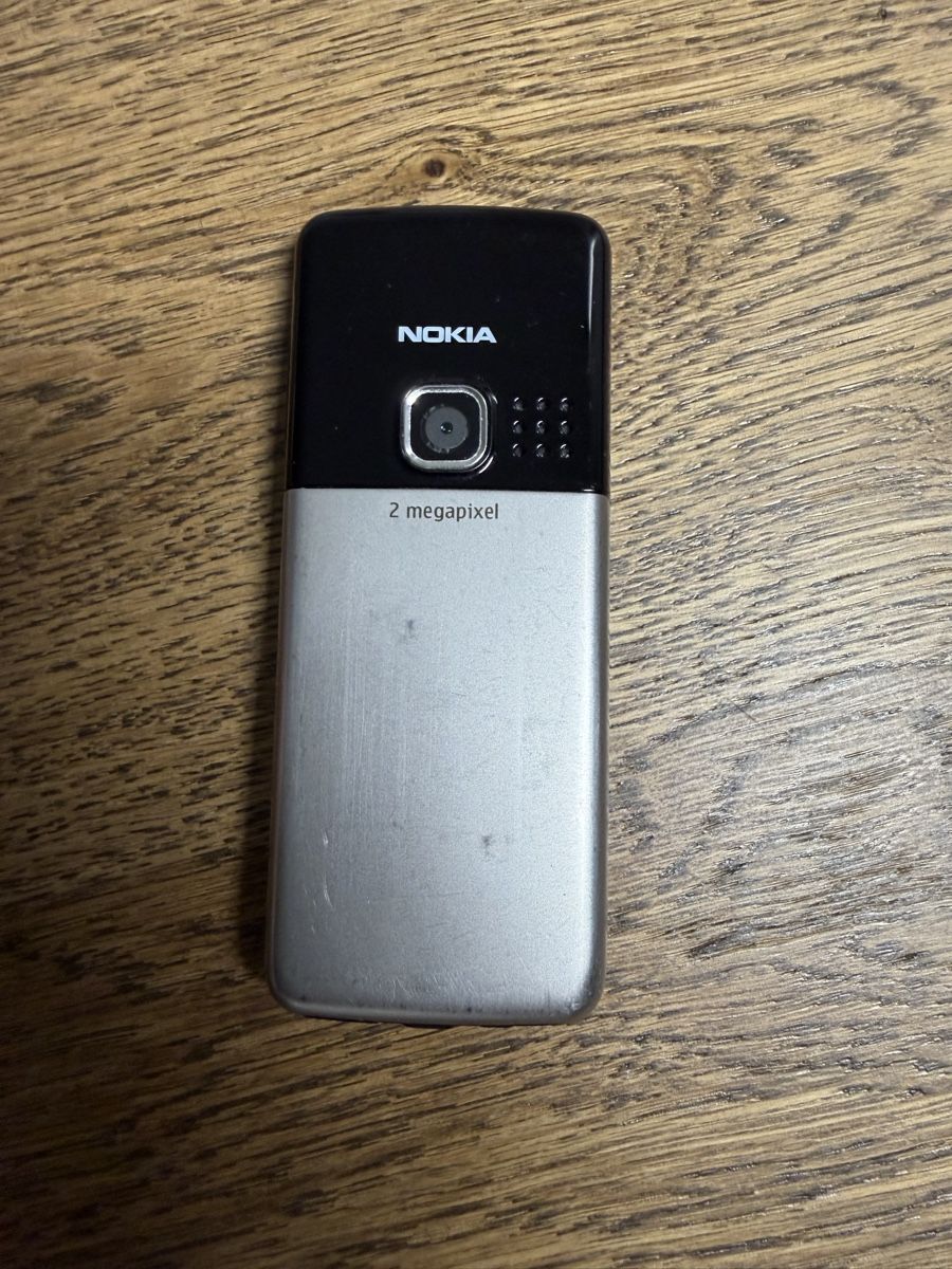 Nokia Telefoni cellulari / Smartphones: Nokia 6300 Mobiltelefon silber – Usato da Oberwil BL venduto da Hariva 4