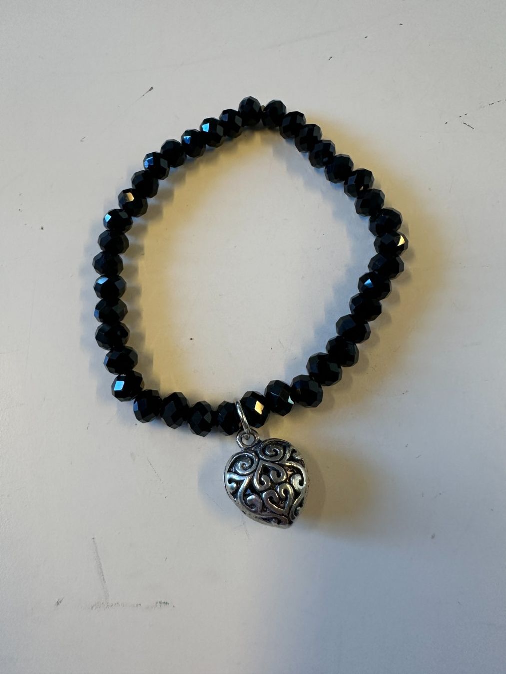 Bracciali & Braccialetti: Armband mit Anhänger elastisch – Usato da Urdorf venduto da ARJN 1