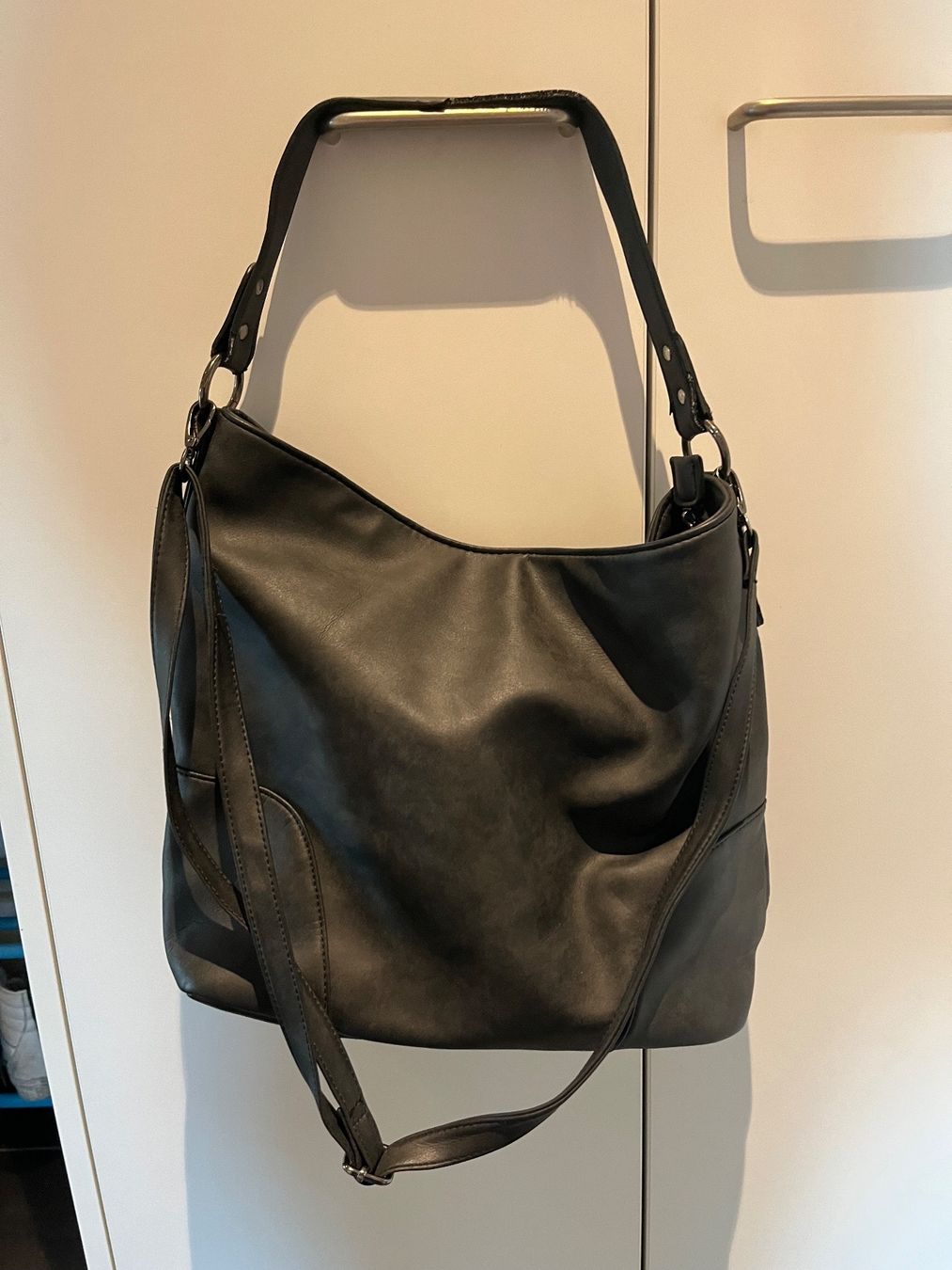 Rieker Borse da donna: Rieker/Tom Tylor/Adidas Taschen – Nuovo (secondo la descrizione) da Birmenstorf AG venduto da BMW.M5