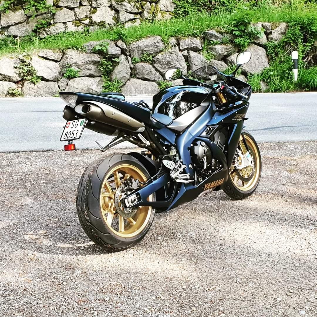 Yamaha Strada: Yamaha R1 RN12 SP – Usato da Ettenhausen TG venduto da vectra_16v_turbo 6