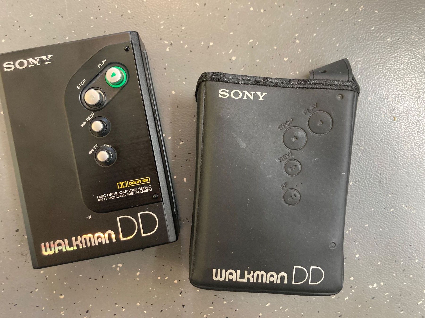 Sony Lettore multimediale portatile: Sony walkman WM DDI mit Schutzhülle – Difettoso da Schaffhausen venduto da mir_7wkd