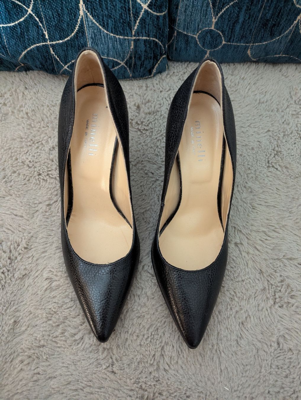 Scarpe da donna: escarpins Minelli 37 – Nuovo (secondo la descrizione) da Montreux venduto da dem_gyt9 4