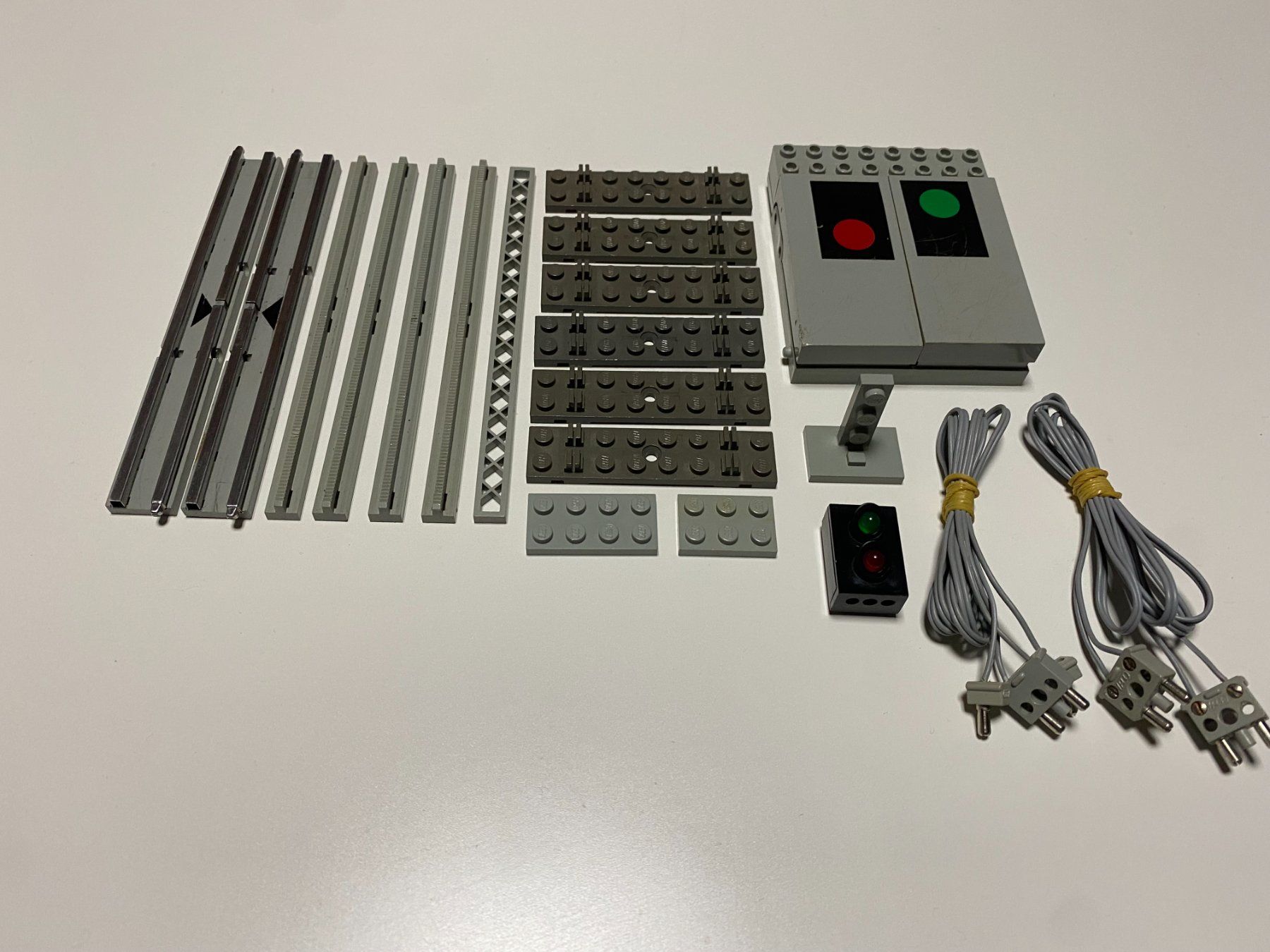 Lego Giocattoli: LEGO - EISENBAHN - 12 - VOLT - SIGNAL – Usato da Gelterkinden venduto da ajdt4