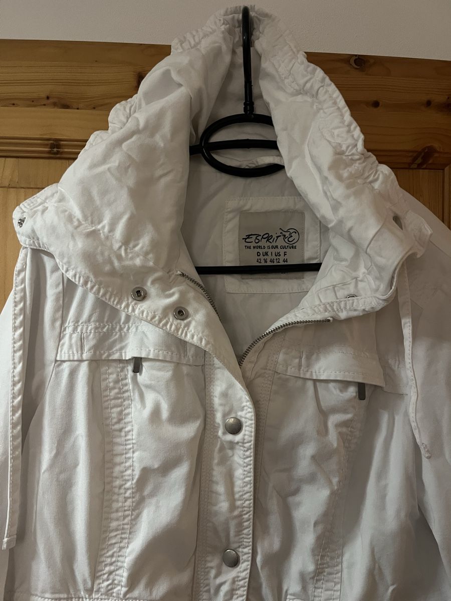 Esprit Giacche: Coole mega schöne Esprit Jacke 42 – Usato da Rüdlingen venduto da Lichee 1