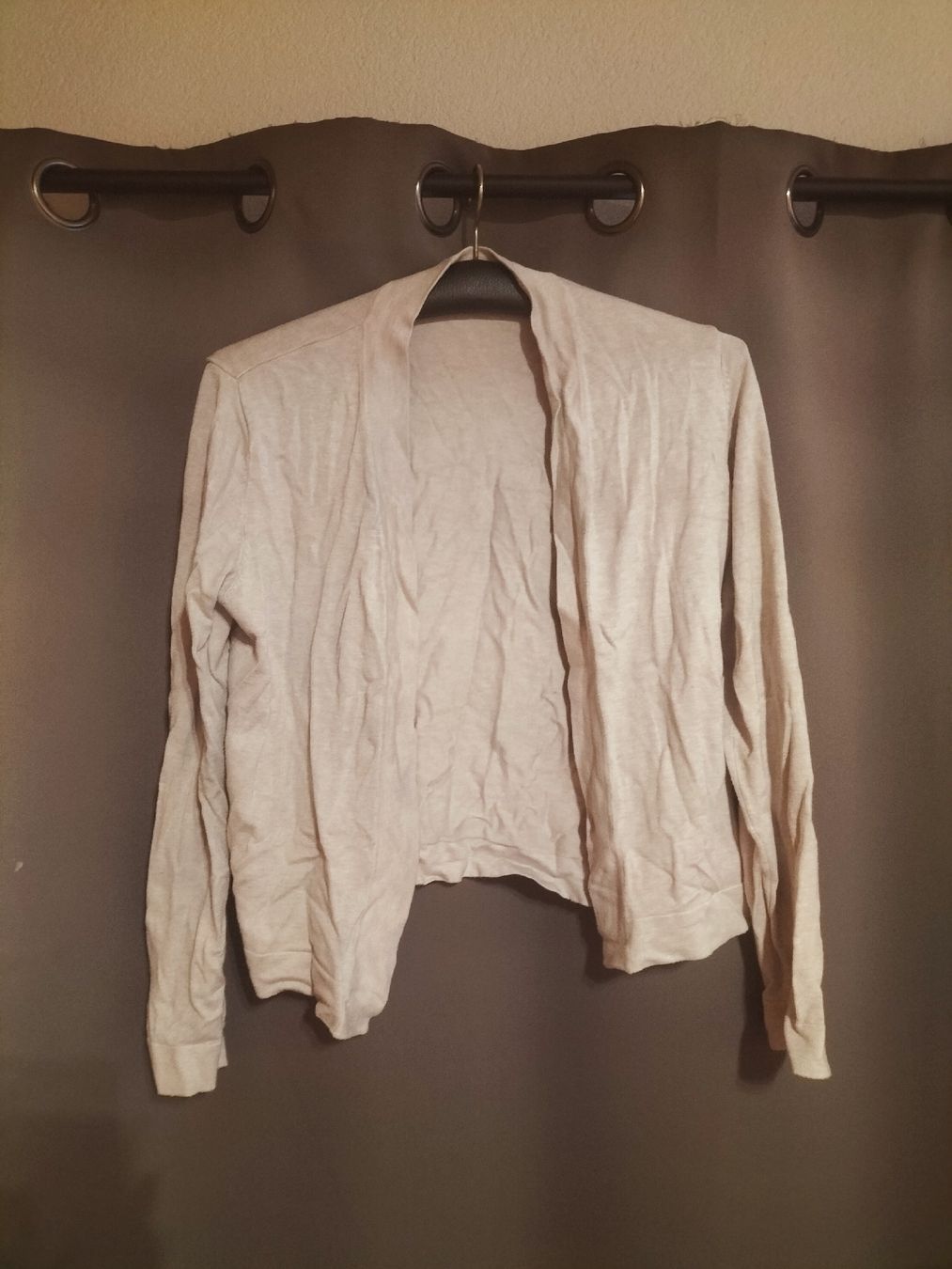 Lotti di vestiti: lot de 2 jaquettes M/L – Usato da Gillarens venduto da Emy_28 1