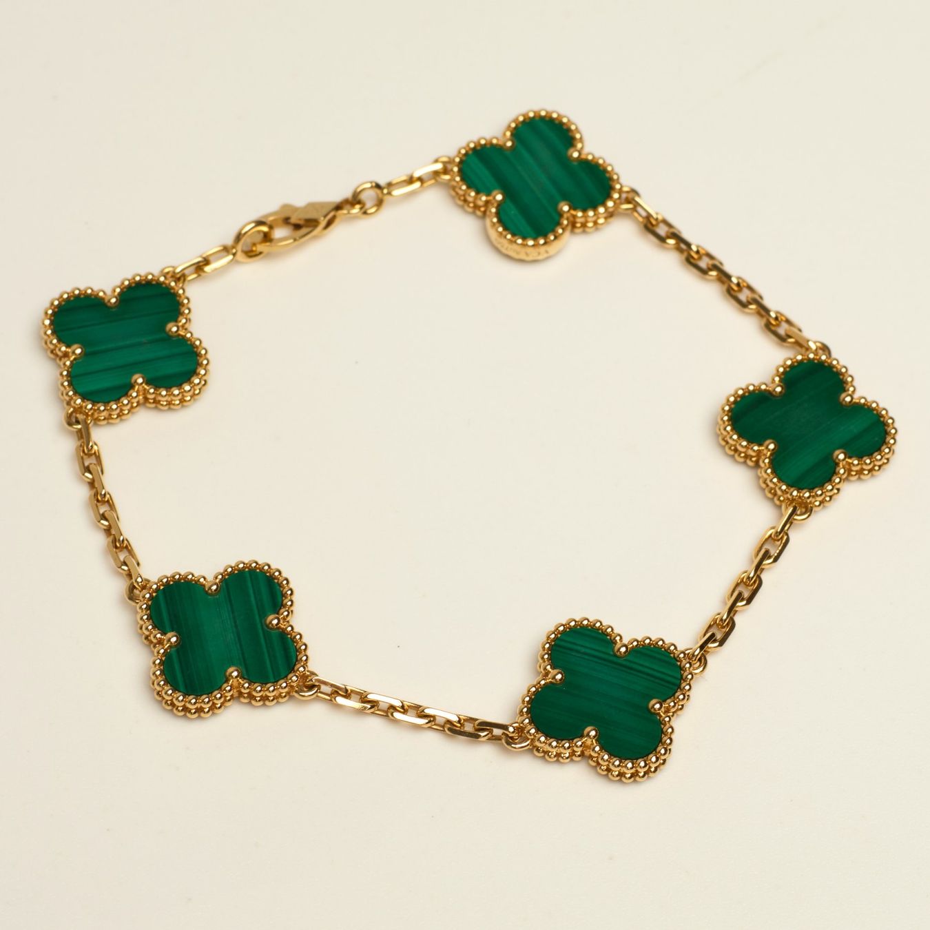 Van Cleef Bracciali & Braccialetti: Authentique Bracelet VAN CLEEF ARPELS Alhambra FULL SET – Nuovo (secondo la descrizione) da Carouge GE venduto da TLD 7