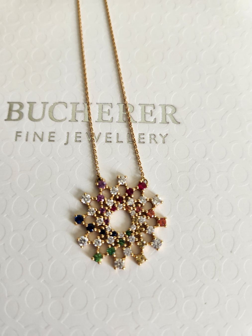 Bucherer Ciondoli: Collier " Bucherer " , 18k Gelbgold. – Usato da Dietikon venduto da Oxana01