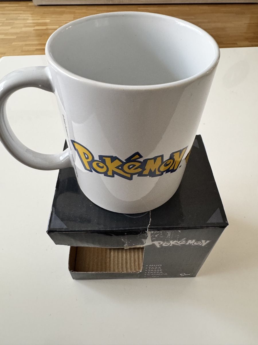 Tazze: Pokémon Tasse mit Bulbasaur, Charmander & Squirtle - – Nuovo e nell'imballaggio originale da Basel venduto da triniswiss68 1