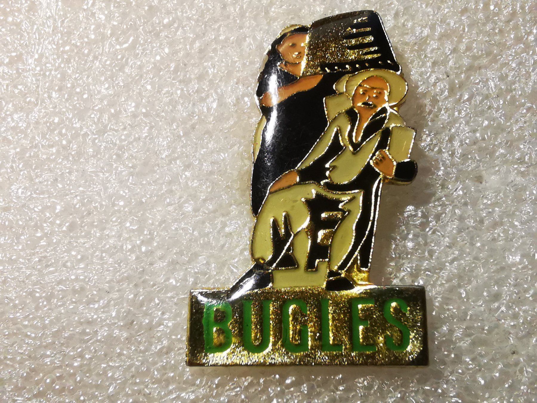 Placchette & Badge: Ansteckpin 22: Bugles – Usato da Oppligen venduto da Pin-Fall-Shop