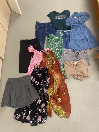 Kleiderpaket Mädchen 152/158
