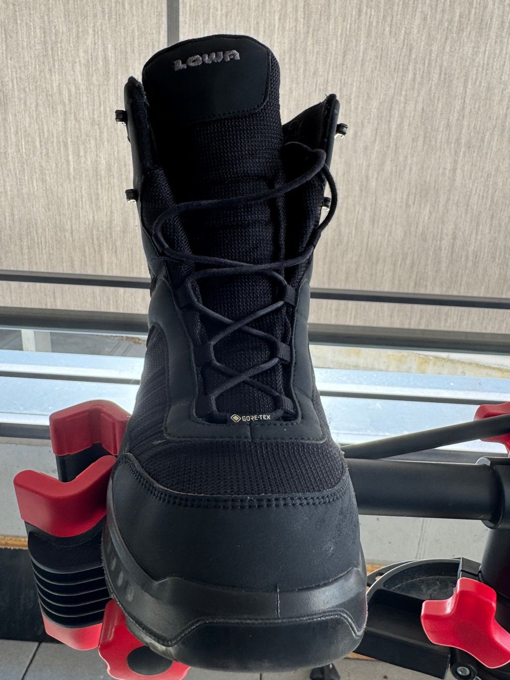 Lowa Scarpe da uomo: LOWA TRIDENT III GTX Grösse 43.5 – Usato da Trübbach venduto da Aerman1
