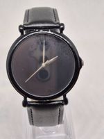 Unisex-Armbanduhr mit schwarzem Lederarmband!