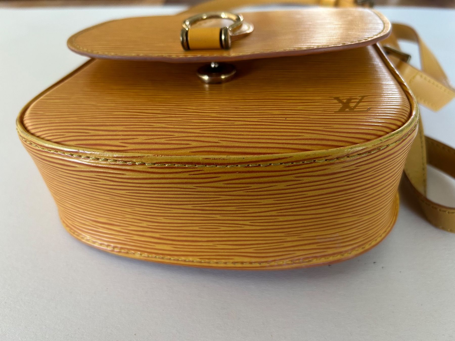 Louis Vuitton Borse da donna: Classic Louis Vuitton Umhängetasche – Nuovo (secondo la descrizione) da Hugelshofen venduto da seagull 5