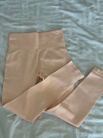 Halara Leggings Coral
